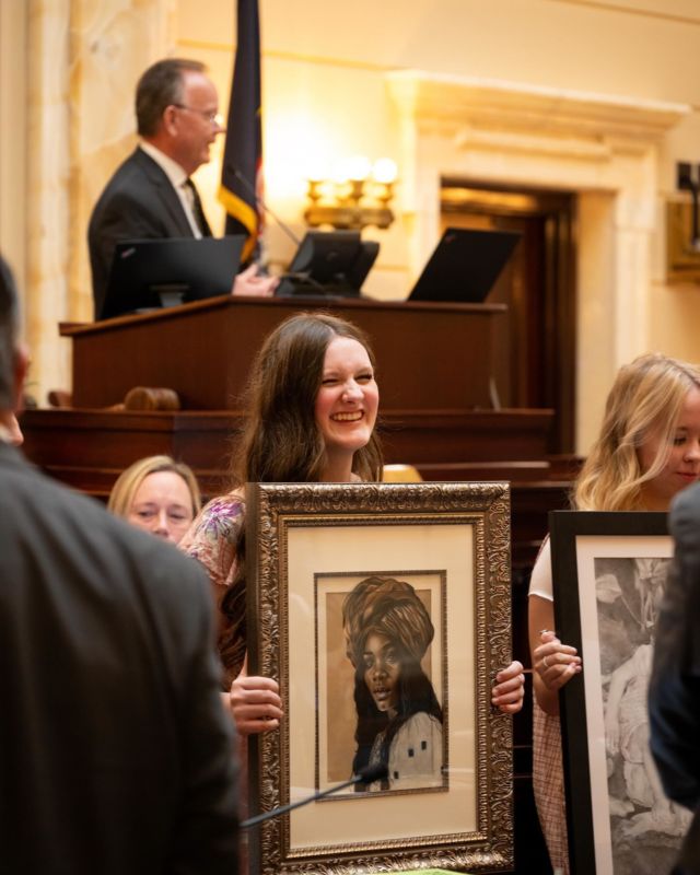 The Senate welcomed this year’s winners of the Senate Art Contest to the Capitol today. Each year, we hold a visual arts scholarship competition for high school students across that state in partnership with the Annual All-State High School Art Show hosted at the Springville Museum of Art. We were proud to recognize these outstanding artists and their artwork and recognize the Senate scholarship award winners on the floor. #utpol #utleg