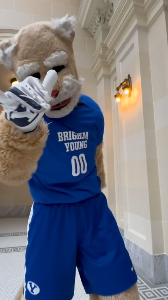 We congratulated BYU’s women’s soccer team this morning on their exceptional performance during the 2023 season. With the team finishing with a record of 20-3, BYU’s dominant offense clinched the #1 spot nationally in shots per game and the #1 spot in total goals. The women’s team made history when they became the #1 team in the nation for the first time. The grit, dedication and talent of these young athletes inspire us all. Go Cougs!💙🤍 #byuwomenssoccer #riseandshout #gocougs #cosmo #byu #utpol #utleg